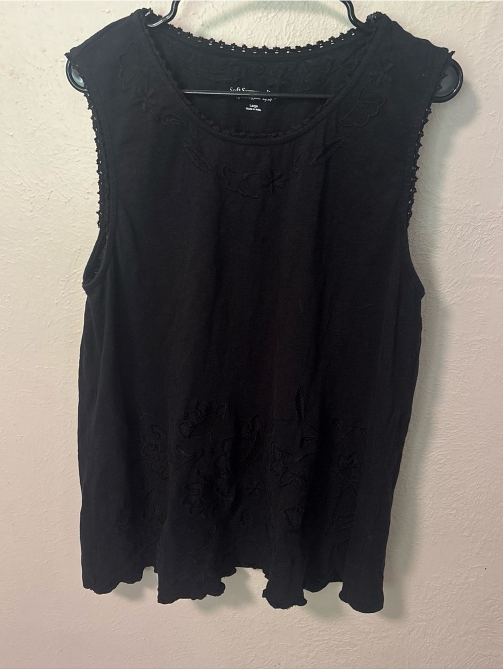 Soft surroundings Black Sleeveless Embroidered Tank Top size large